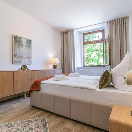 Königseiche I Sauna I Old Town I 6p Apartment *