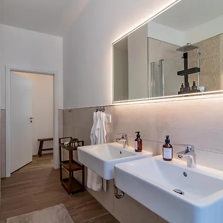 Königseiche I Sauna I Old Town I 6p Apartment